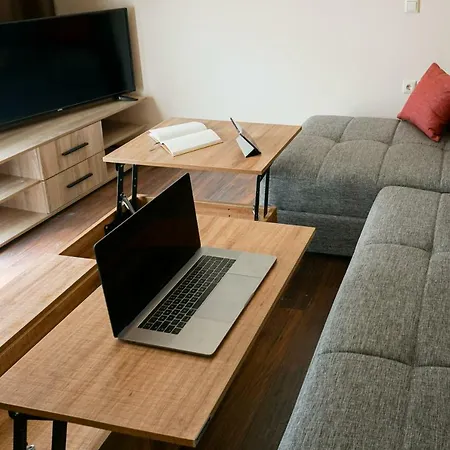 City's Center Lux. Apt. كافالا