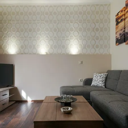 City's Center Lux. Apt. Kavala